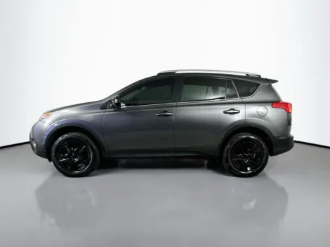More photos of 2015 Toyota RAV4 LE at CarLink Fort Myers, FL