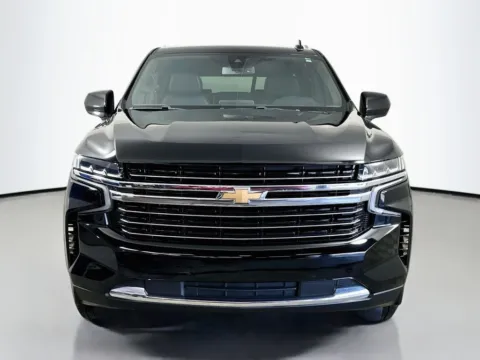 Another view of 2021 Chevrolet Suburban LT for sale in Fort Myers, FL at CarLink Fort Myers
