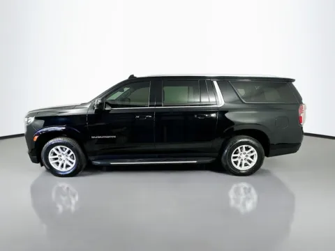More photos of 2021 Chevrolet Suburban LT at CarLink Fort Myers, FL