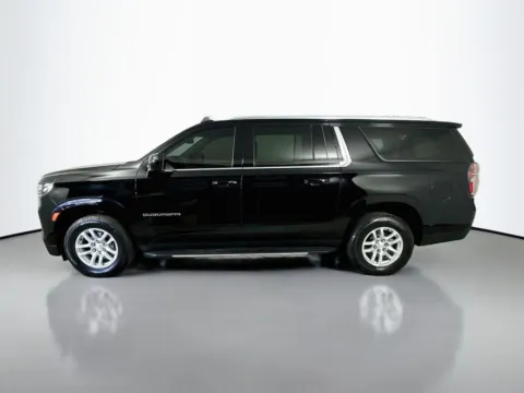 More photos of 2021 Chevrolet Suburban LT at CarLink Fort Myers, FL