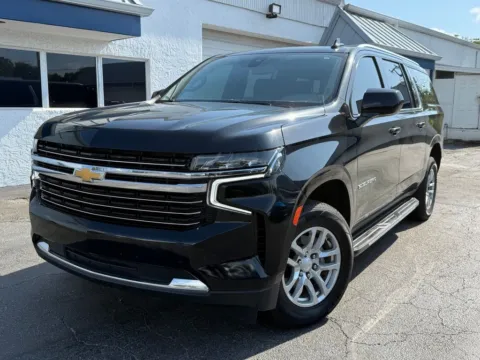 Photos of 2021 Chevrolet Suburban LT for sale in Fort Myers, FL at CarLink Fort Myers