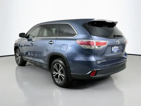 More photos of 2017 Toyota Highlander LE Plus at CarLink Fort Myers, FL
