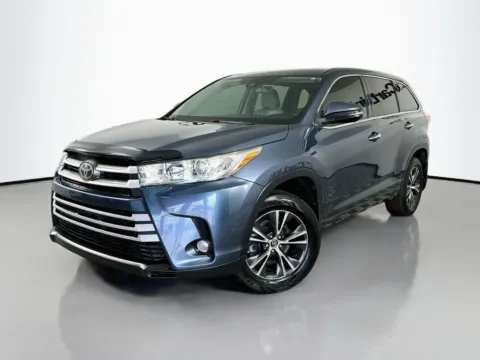 Another view of 2017 Toyota Highlander LE Plus for sale in Fort Myers, FL at CarLink Fort Myers