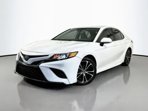 Another view of 2019 Toyota Camry SE for sale in Fort Myers, FL at CarLink Fort Myers