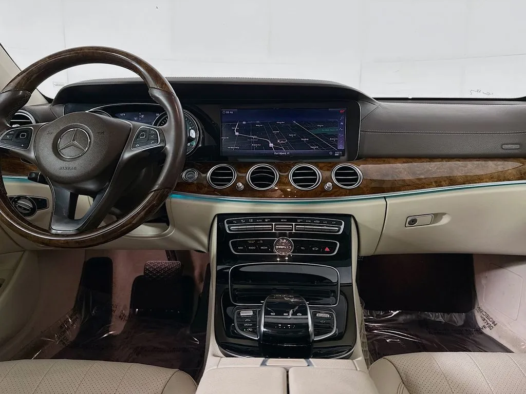 2018 Mercedes-Benz E-Class E300 - Photo 27