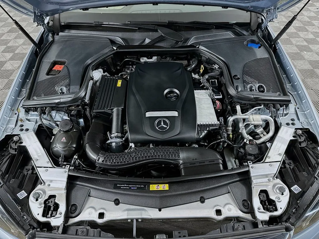 2018 Mercedes-Benz E-Class E300 - Photo 34