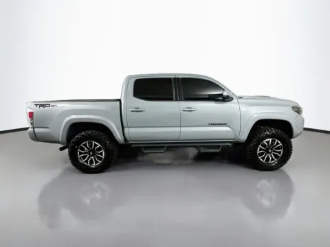 More photos of 2020 Toyota Tacoma TRD Sport at CarLink Fort Myers, FL