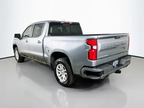More photos of 2019 Chevrolet Silverado 1500 RST at CarLink Fort Myers, FL