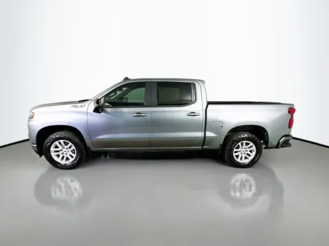 More photos of 2019 Chevrolet Silverado 1500 RST at CarLink Fort Myers, FL