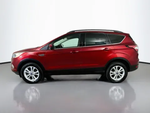 More photos of 2018 Ford Escape SE at CarLink Fort Myers, FL