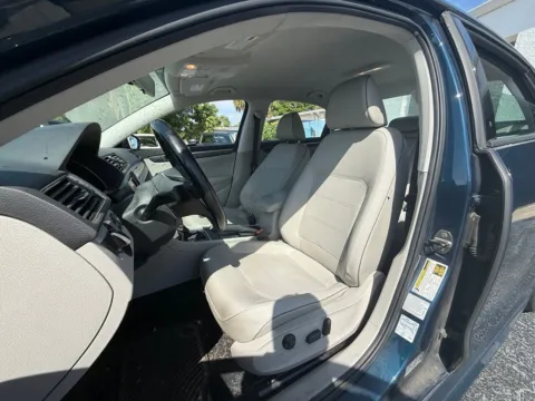 Another view of 2018 Volkswagen Passat 2.0T R-Line for sale in Fort Myers, FL at CarLink Fort Myers