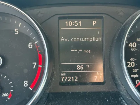 More photos of 2018 Volkswagen Passat 2.0T R-Line at CarLink Fort Myers, FL