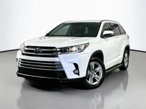 Another view of 2018 Toyota Highlander Limited for sale in Fort Myers, FL at CarLink Fort Myers
