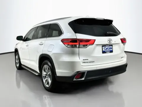 More photos of 2018 Toyota Highlander Limited at CarLink Fort Myers, FL