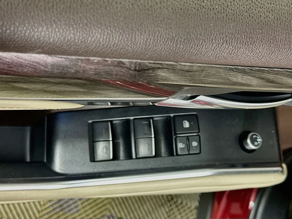 2022 Toyota Highlander Platinum - Photo 22