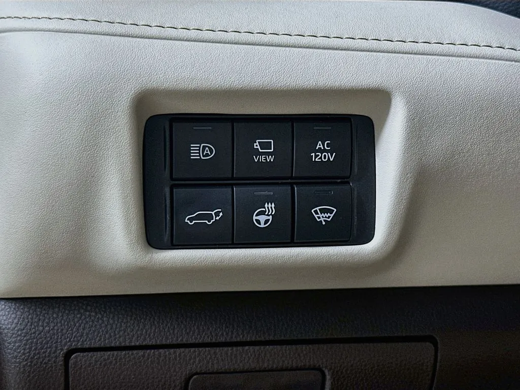 2022 Toyota Highlander Platinum - Photo 12