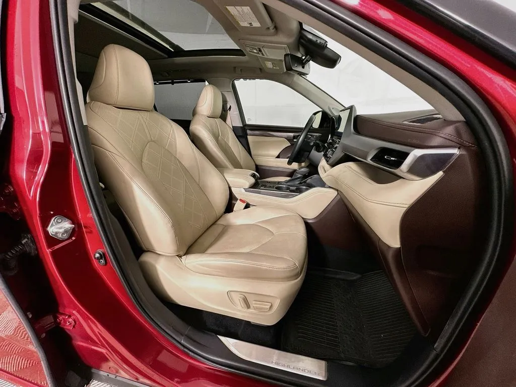 2022 Toyota Highlander Platinum - Photo 37