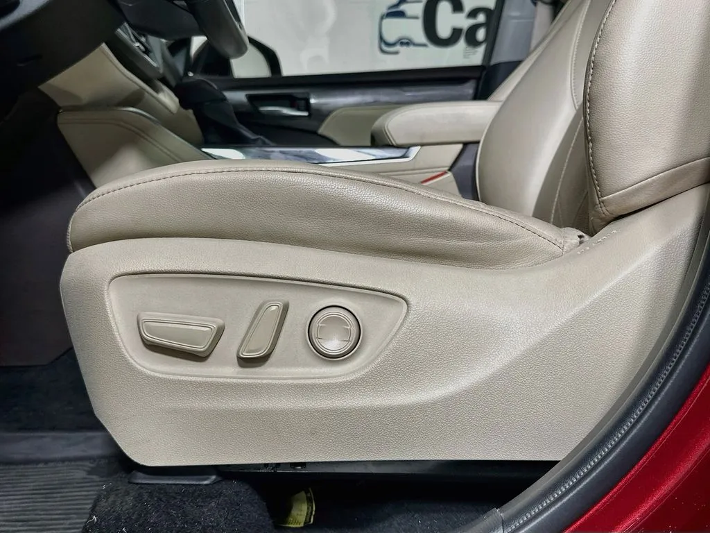 2022 Toyota Highlander Platinum - Photo 23