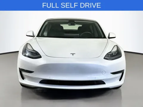 Photos of 2022 Tesla Model 3 for sale in Fort Myers, FL at CarLink Fort Myers