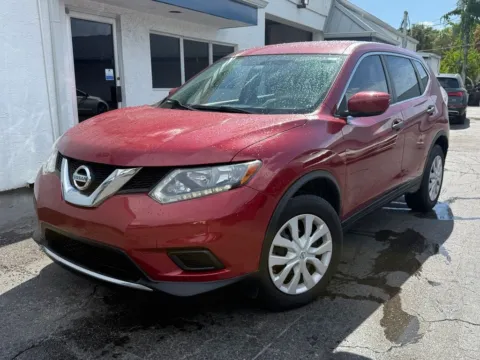 Photos of 2016 Nissan Rogue S for sale in Fort Myers, FL at CarLink Fort Myers