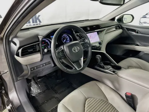 More photos of 2019 Toyota Camry Hybrid SE at CarLink Fort Myers, FL