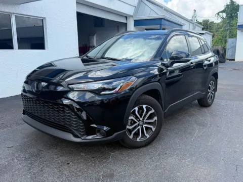 Photos of 2024 Toyota Corolla Cross Hybrid SE for sale in Fort Myers, FL at CarLink Fort Myers