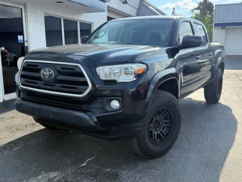 Photos of 2019 Toyota Tacoma SR5 for sale in Fort Myers, FL at CarLink Fort Myers