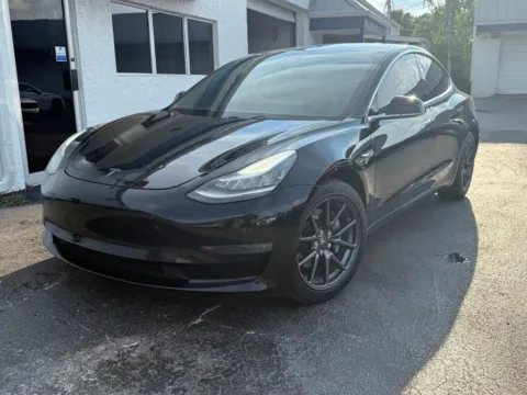 Photos of 2019 Tesla Model 3 Performance for sale in Fort Myers, FL at CarLink Fort Myers