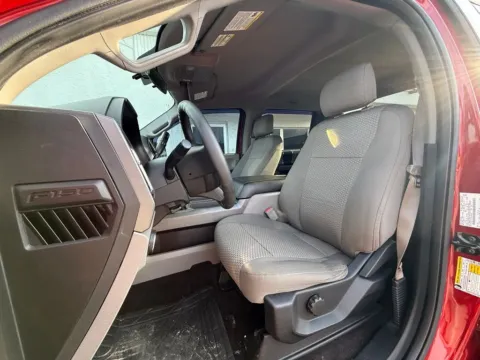 More photos of 2016 Ford F-150 XLT at CarLink Fort Myers, FL