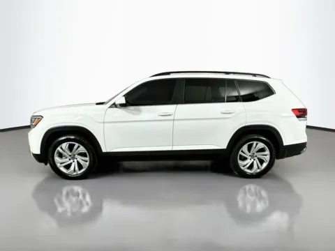 More photos of 2022 Volkswagen Atlas 3.6L V6 SE w/Technology at CarLink Fort Myers, FL