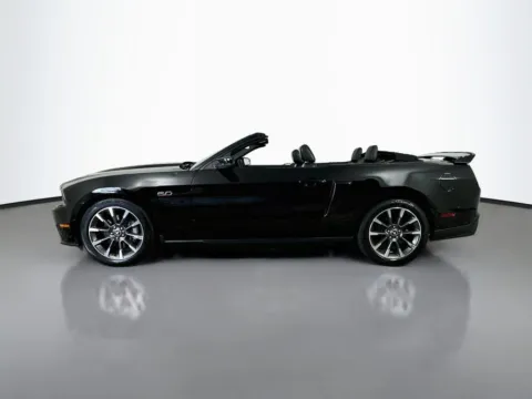 More photos of 2011 Ford Mustang GT Premium at CarLink Fort Myers, FL