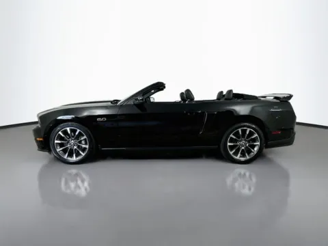 More photos of 2011 Ford Mustang GT Premium at CarLink Fort Myers, FL