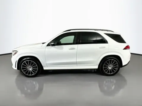 More photos of 2022 Mercedes-Benz GLE 350 at CarLink Fort Myers, FL
