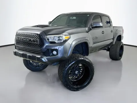 Another view of 2016 Toyota Tacoma TRD Sport for sale in Fort Myers, FL at CarLink Fort Myers