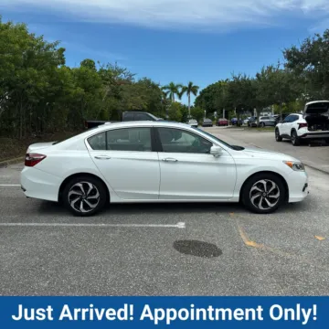 More photos of 2016 Honda Accord EX at CarLink Fort Myers, FL
