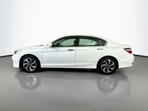 More photos of 2016 Honda Accord EX at CarLink Fort Myers, FL