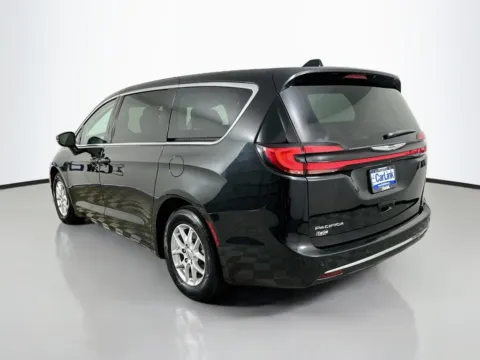 More photos of 2023 Chrysler Pacifica Touring L at CarLink Fort Myers, FL