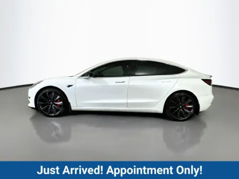 More photos of 2020 Tesla Model 3 Performance at CarLink Fort Myers, FL