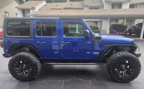 More photos of 2018 Jeep Wrangler Unlimited Sport S at CarLink Fort Myers, FL