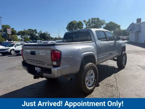More photos of 2019 Toyota Tacoma SR at CarLink Fort Myers, FL