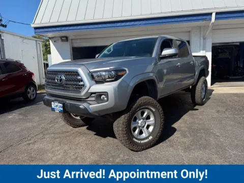 Photos of 2019 Toyota Tacoma SR for sale in Fort Myers, FL at CarLink Fort Myers