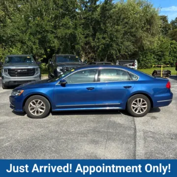 More photos of 2016 Volkswagen Passat 1.8T S at CarLink Fort Myers, FL