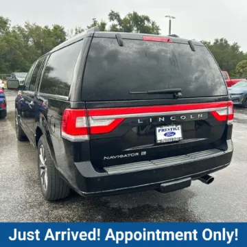 More photos of 2017 Lincoln Navigator L Select at CarLink Fort Myers, FL