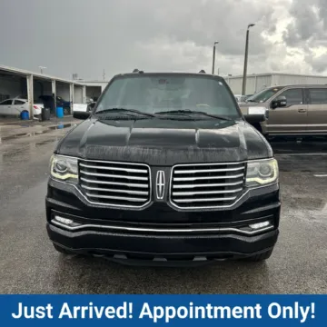 Photos of 2017 Lincoln Navigator L Select for sale in Fort Myers, FL at CarLink Fort Myers