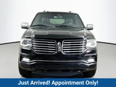 Photos of 2017 Lincoln Navigator L Select for sale in Fort Myers, FL at CarLink Fort Myers