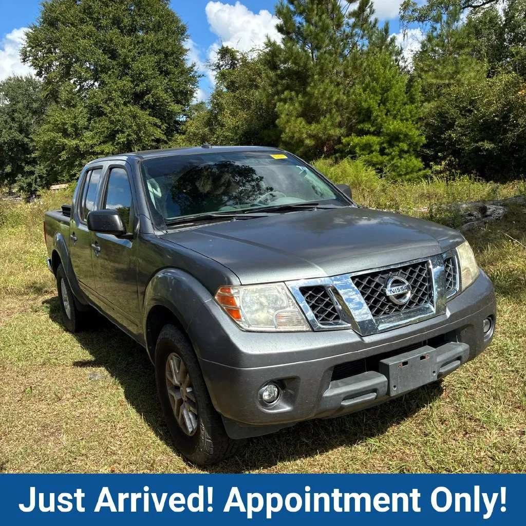 Gray 2017 Nissan Frontier SV for sale in Fort Myers, FL