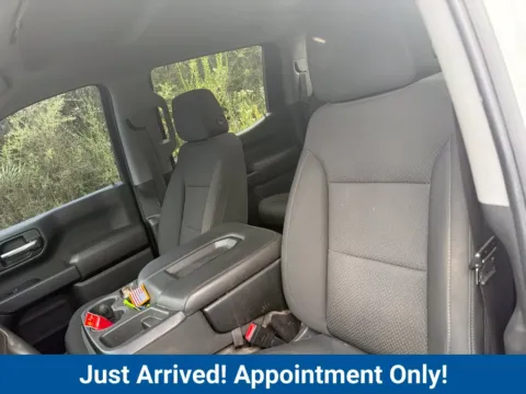 More photos of 2020 Chevrolet Silverado 1500 Custom Trail Boss at CarLink Fort Myers, FL