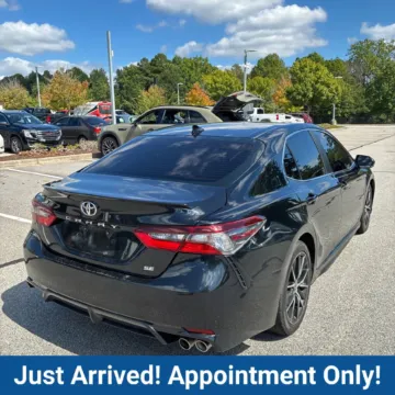 More photos of 2022 Toyota Camry SE at CarLink Fort Myers, FL