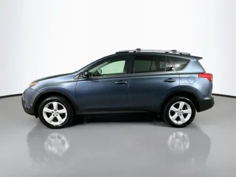 More photos of 2013 Toyota RAV4 LE at CarLink Fort Myers, FL