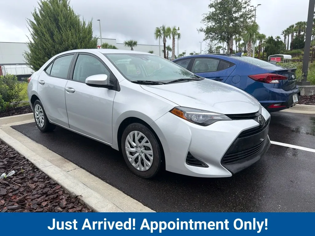 Silver 2018 Toyota Corolla LE for sale in Fort Myers, FL